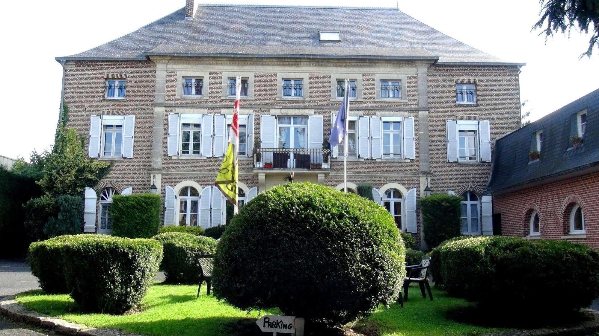 Hotel Le Clos Du Montvinage Etreaupont Exterior photo
